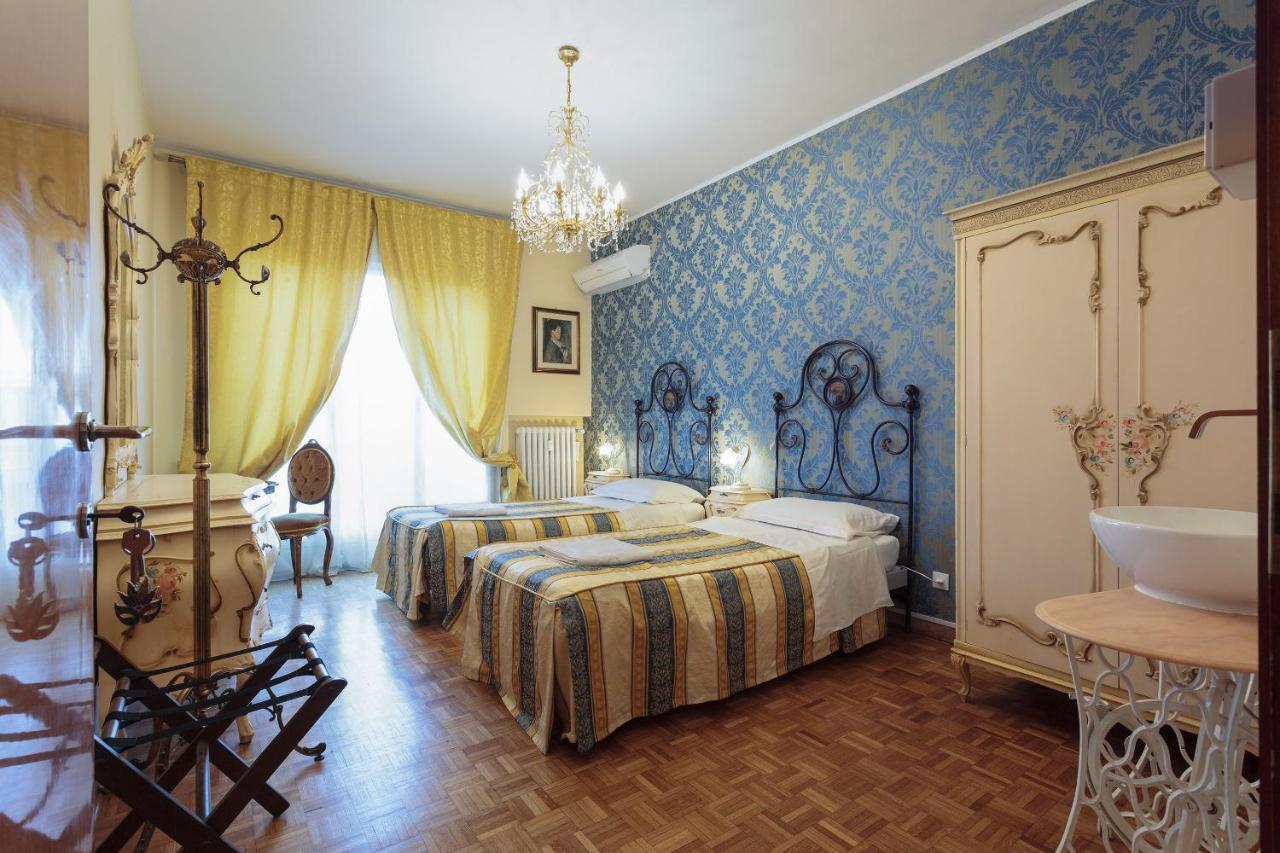 Il Giramondo Местре Екстериор снимка